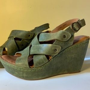 Born Green Leather Lattice Wedge Platform, Sz. 7